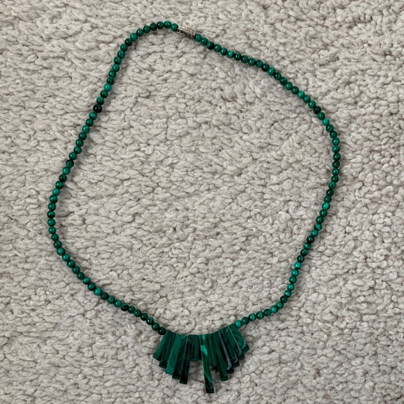 Green Beaded Necklace with Pendant - Picture 1 of 3